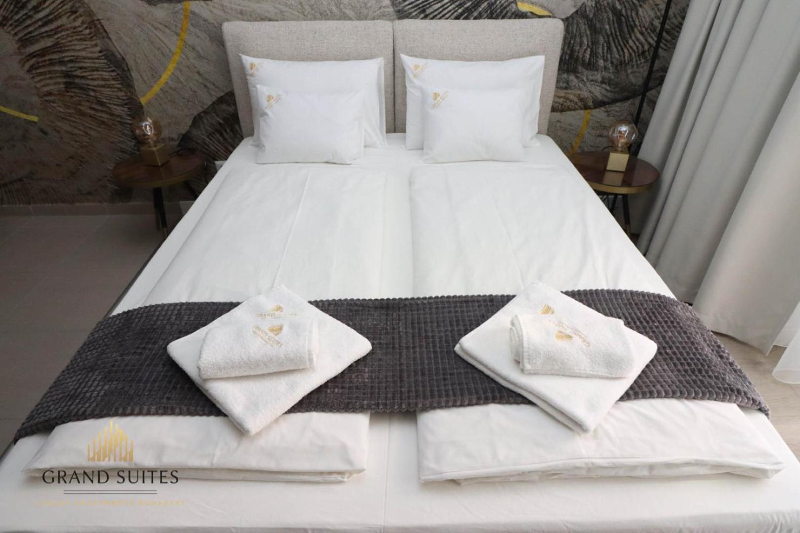 Grand Suites Promenade Budapest Exterior photo